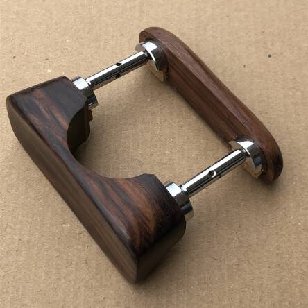 Double Central Chinrest – Violin - Rosewood - Bottom Mounted Silver Fittings