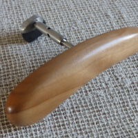 Chinrest – Violin - Apple-bottom mounted fittings